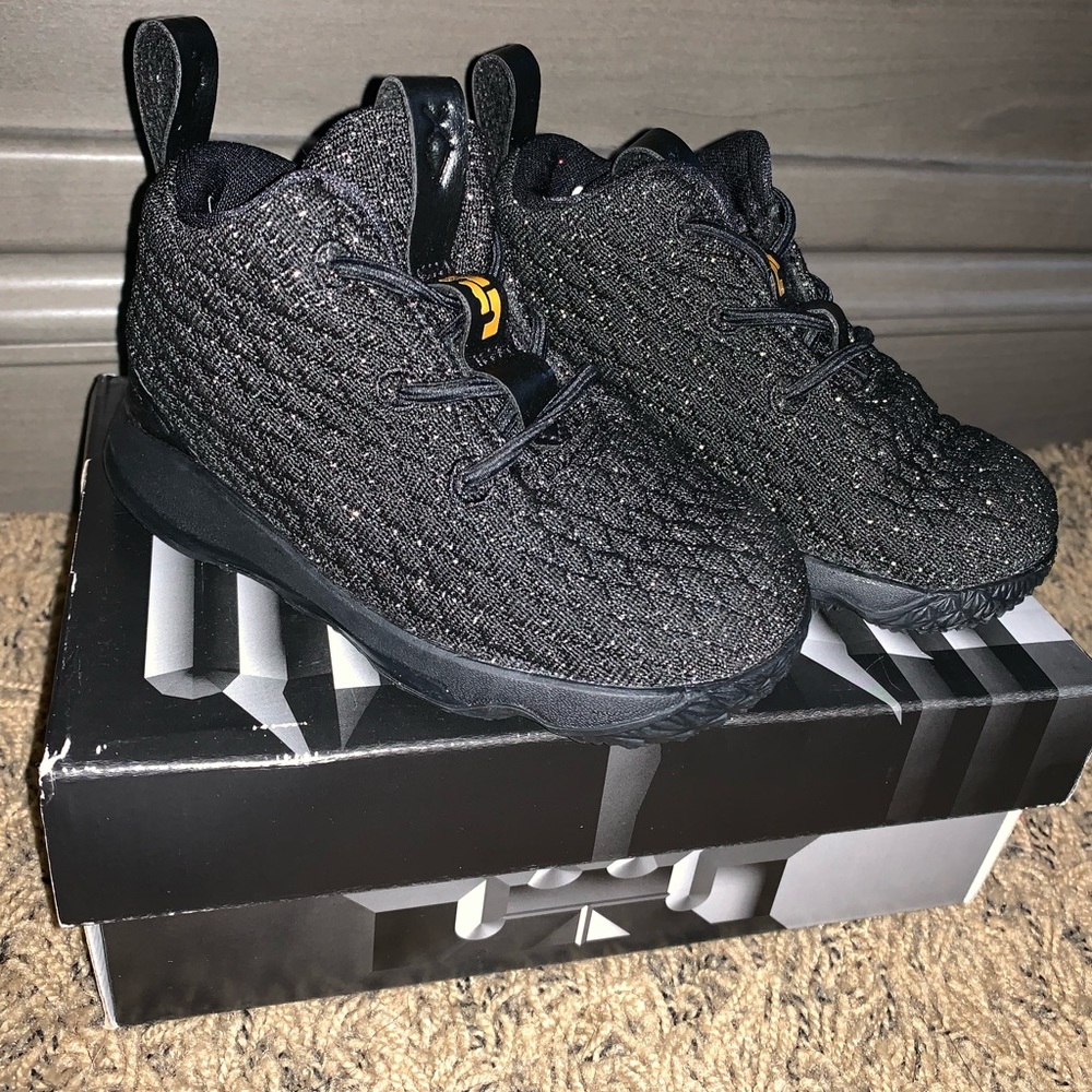 LeBron Toddler shoes 6c